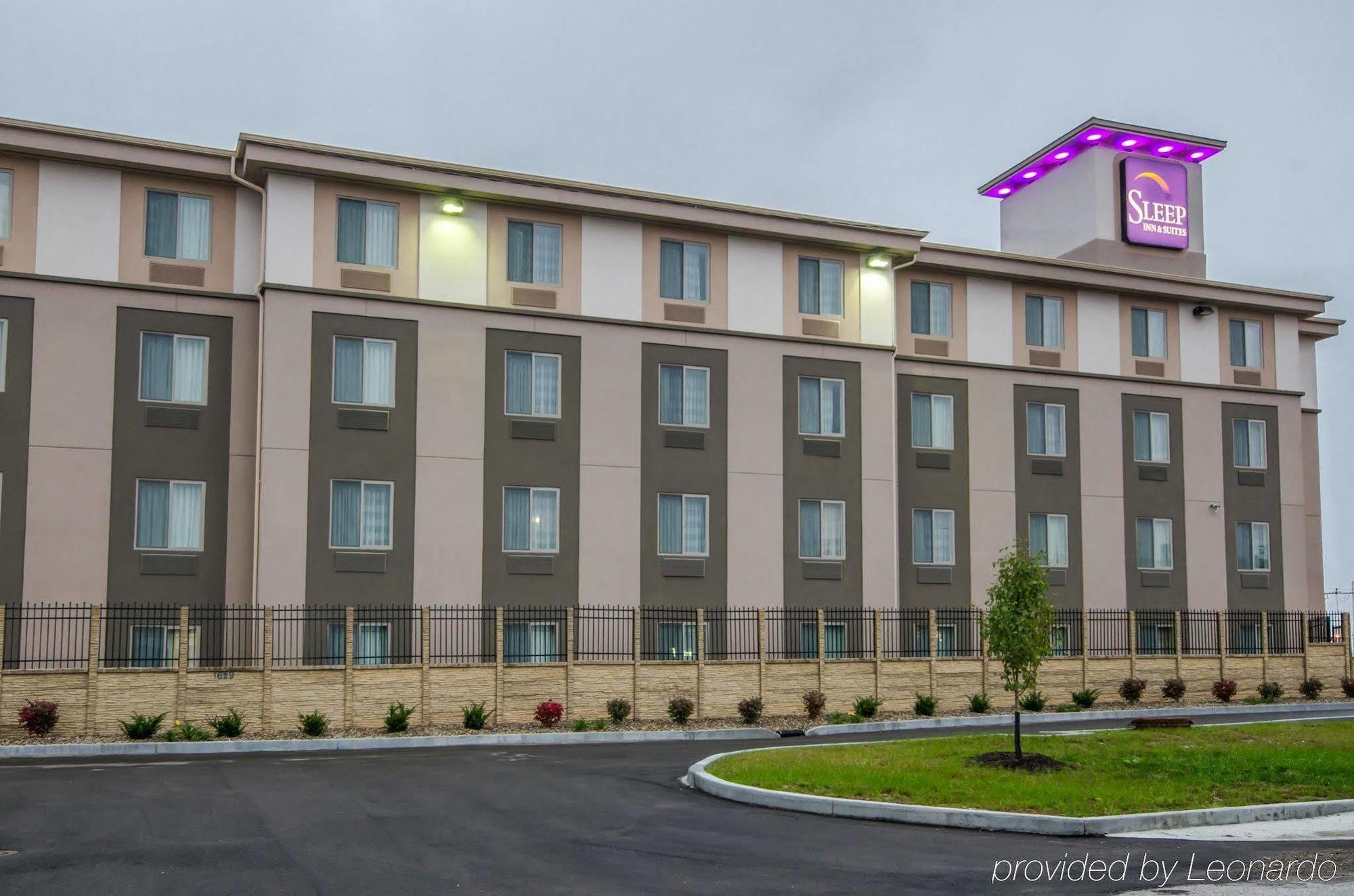 Sleep Inn & Suites And Conference Center Downtown Indianapolis Kültér fotó